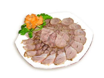 Говяжья нарезка (酱牛肉) 250гр.